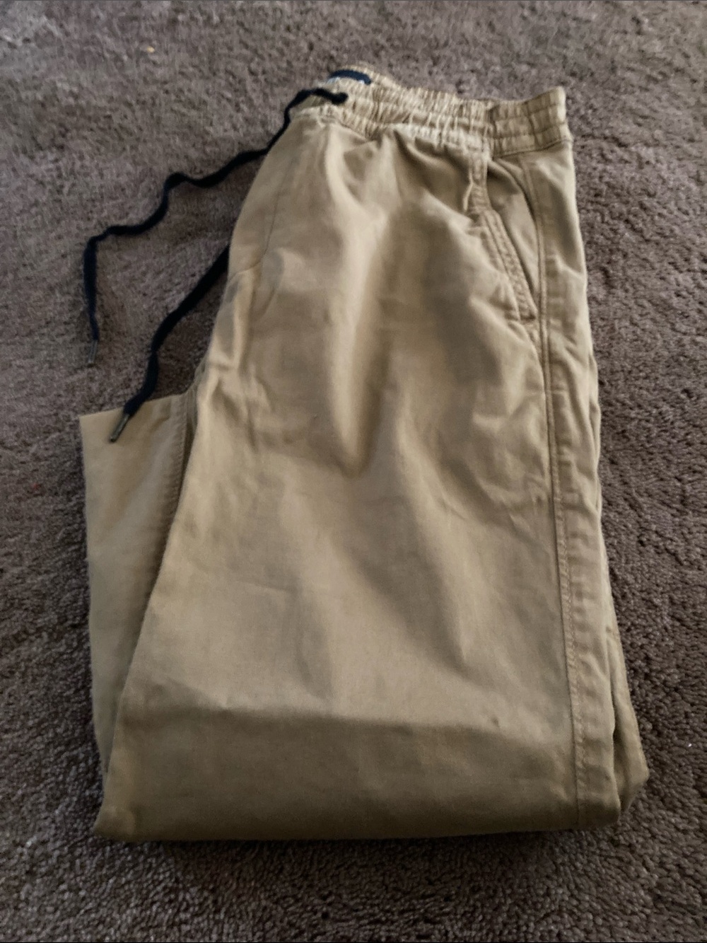 Hollister Men's Tan Drawstring Chino Joggers size small new tags removed